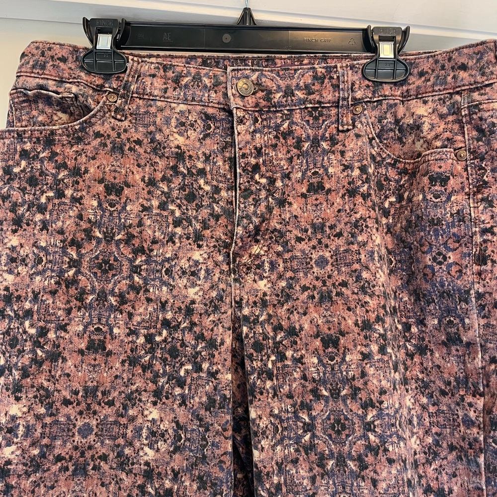 Women's Patterned Jeans